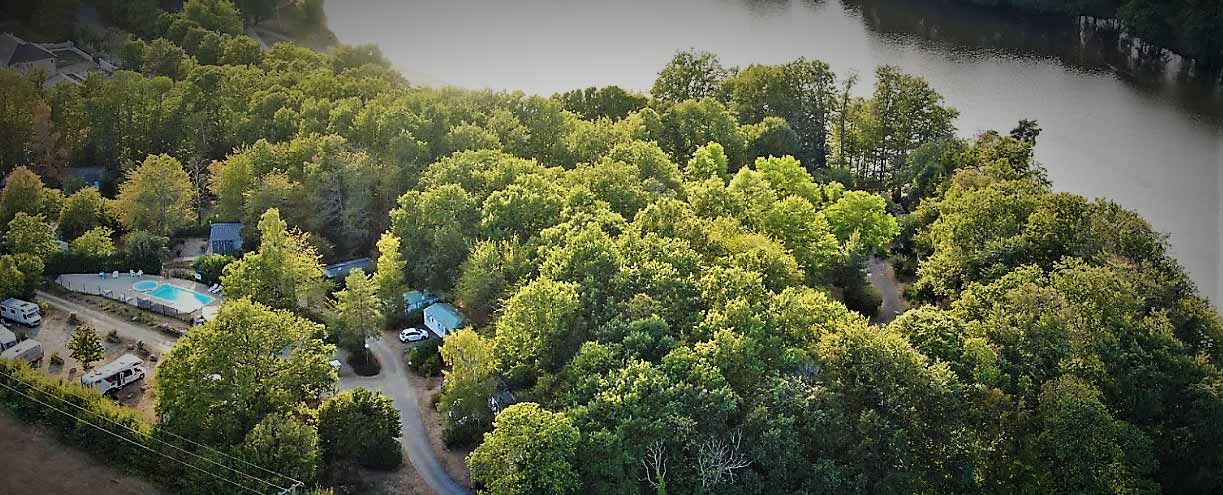 Creuse campsite lake edge